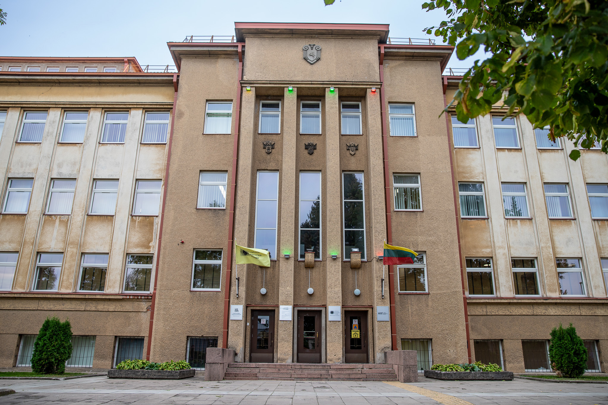 Evaluation Of Electronics Engineering Study Field In Lietuvos inžinerijos kolegija 24th of April 2025 Agenda Of The Visit