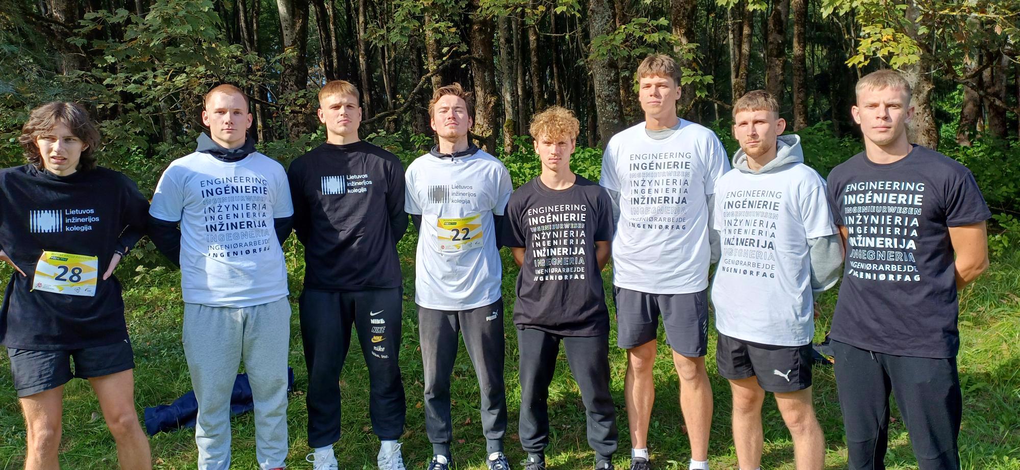 LIK Aplinkos inžinerijos fakultete vyko studentų kroso taurės varžybos