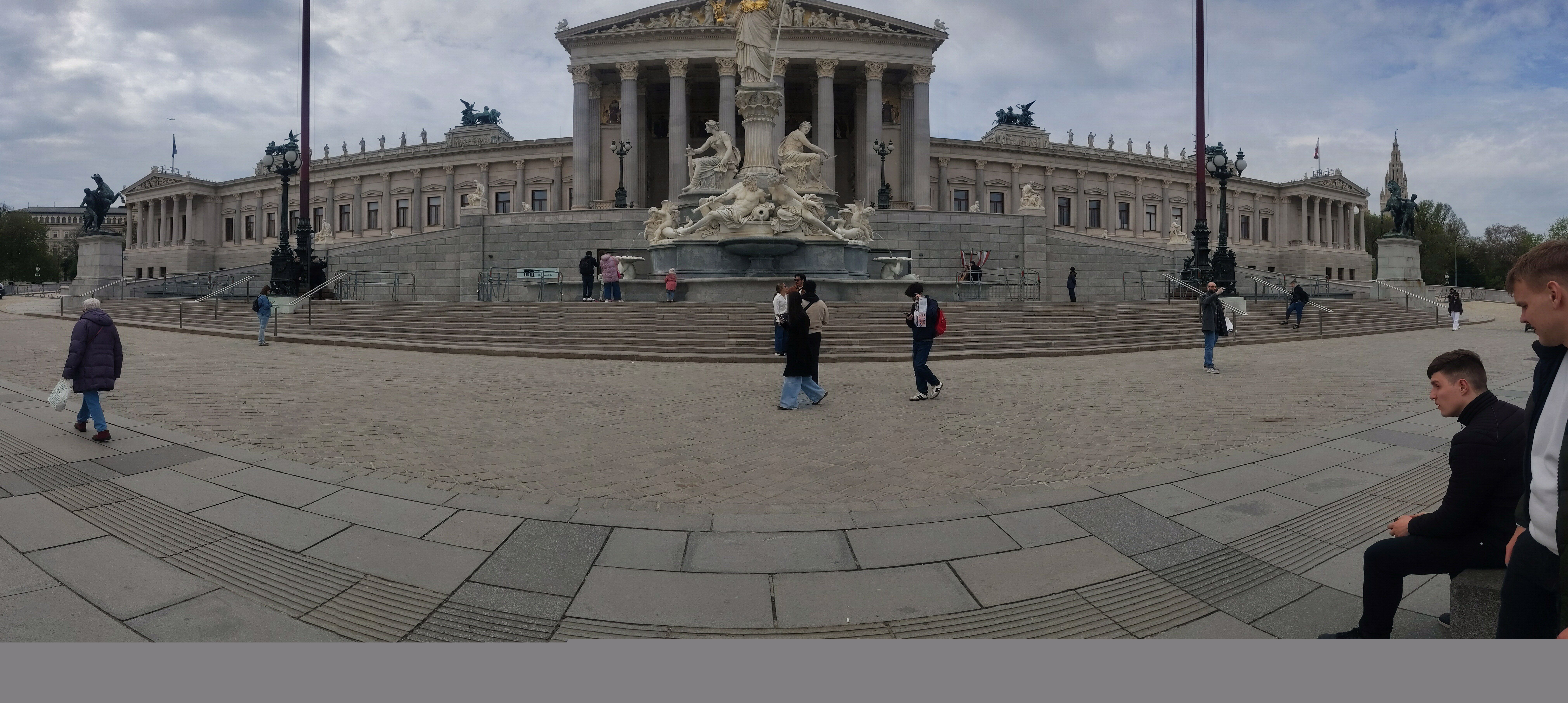 Tarptautinė patirtis Vienoje: studentai gilinosi į energijos efektyvumą ir bendradarbiavimą