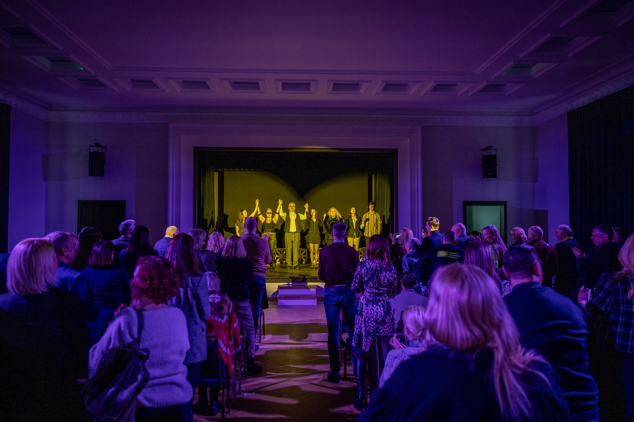 LIK „Kubo teatro“ kolektyvas pristatė spektaklį „Velionio telefonas“