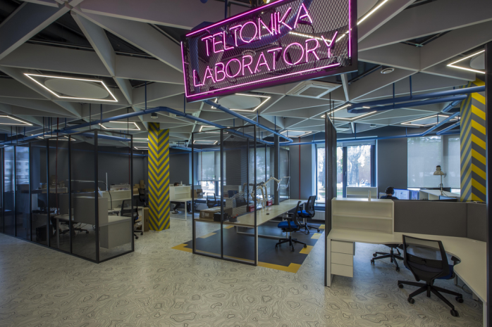 KTK IR „TELTONIKA NETWORKS“ JUNGIA JĖGAS ATEITIES TECHNOLOGIJŲ VYSTYMUI