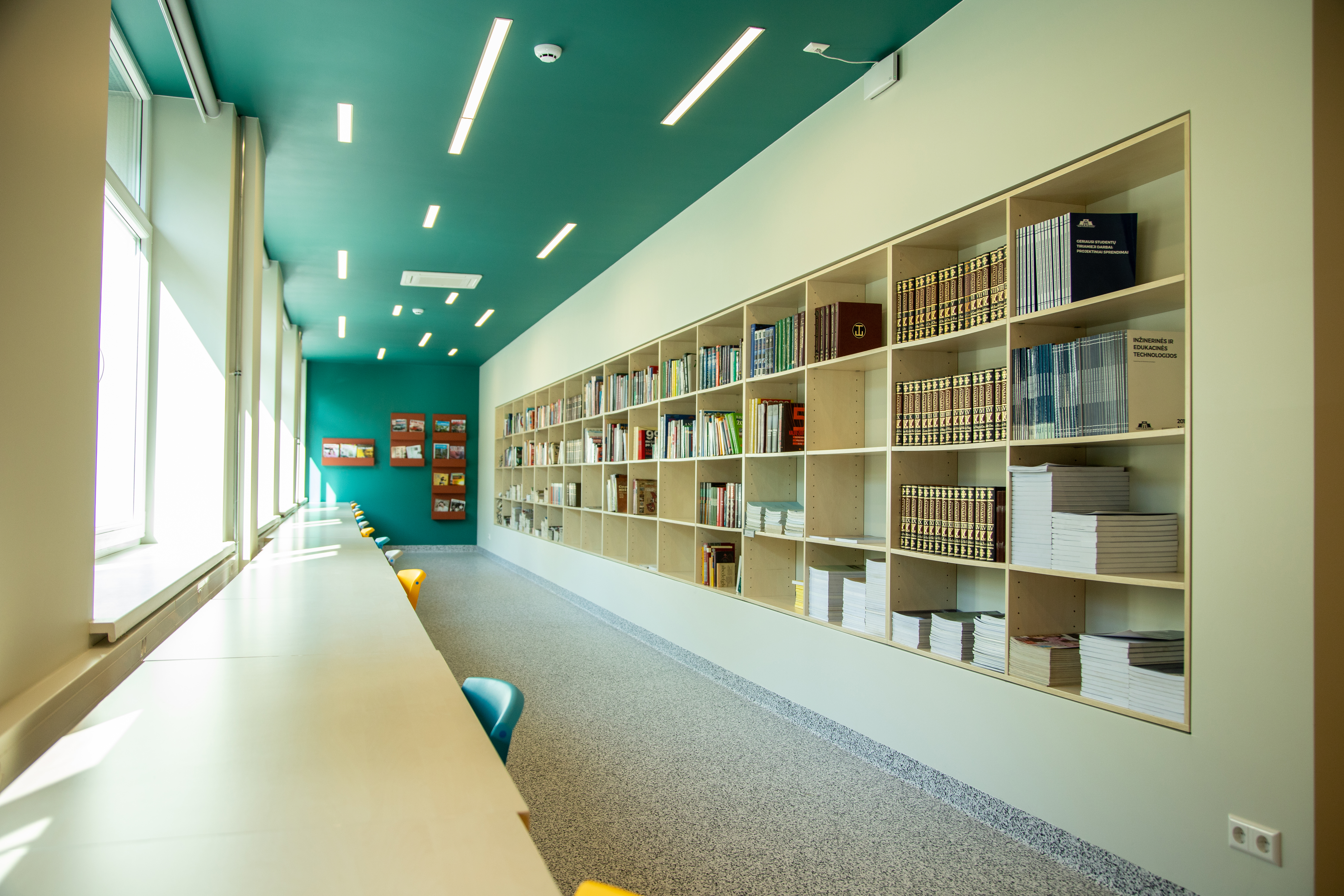 Konkursas  laisvoms valstybės finansuojamoms studijų vietoms užimti