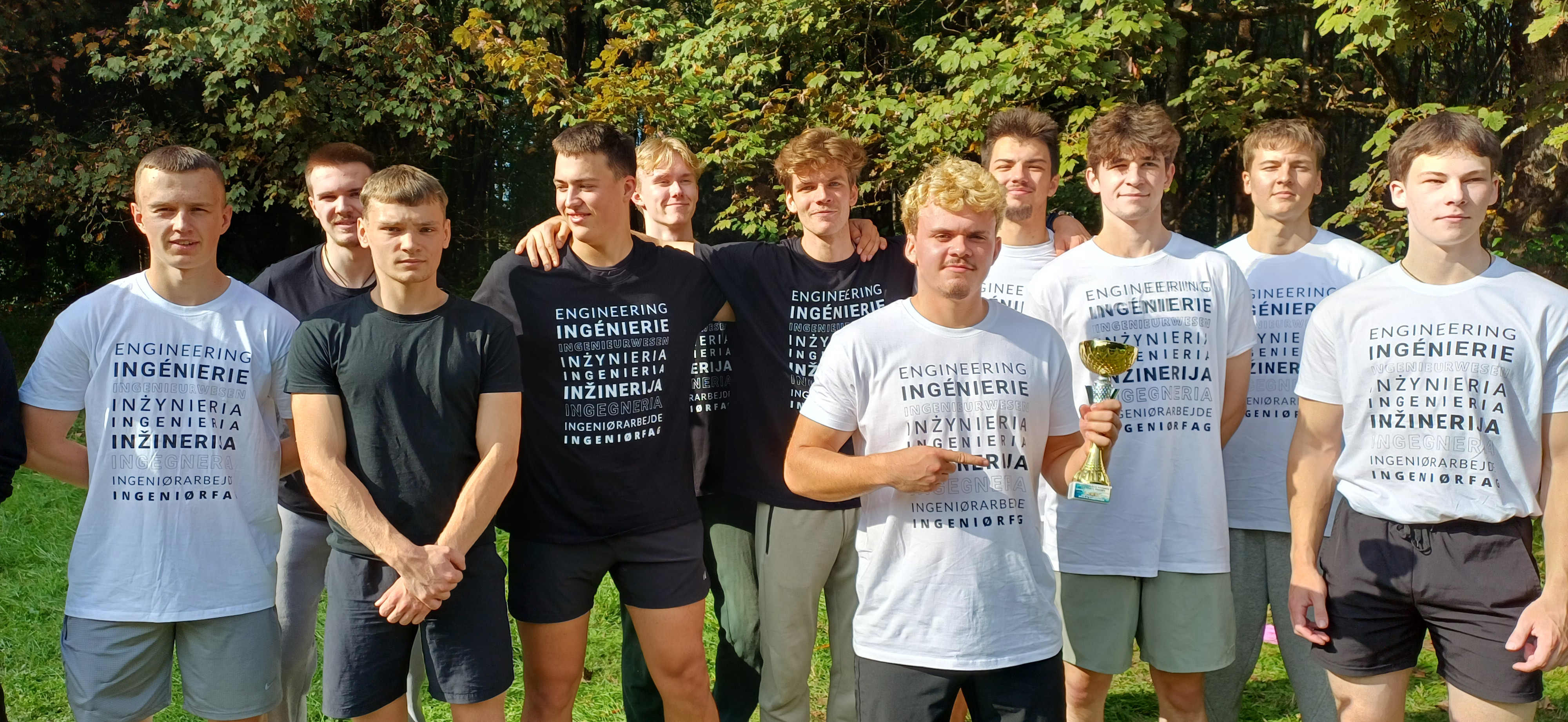 LIK bėgimo komanda – trečia Lietuvos kolegijų sporto žaidynių kroso taurės varžybose