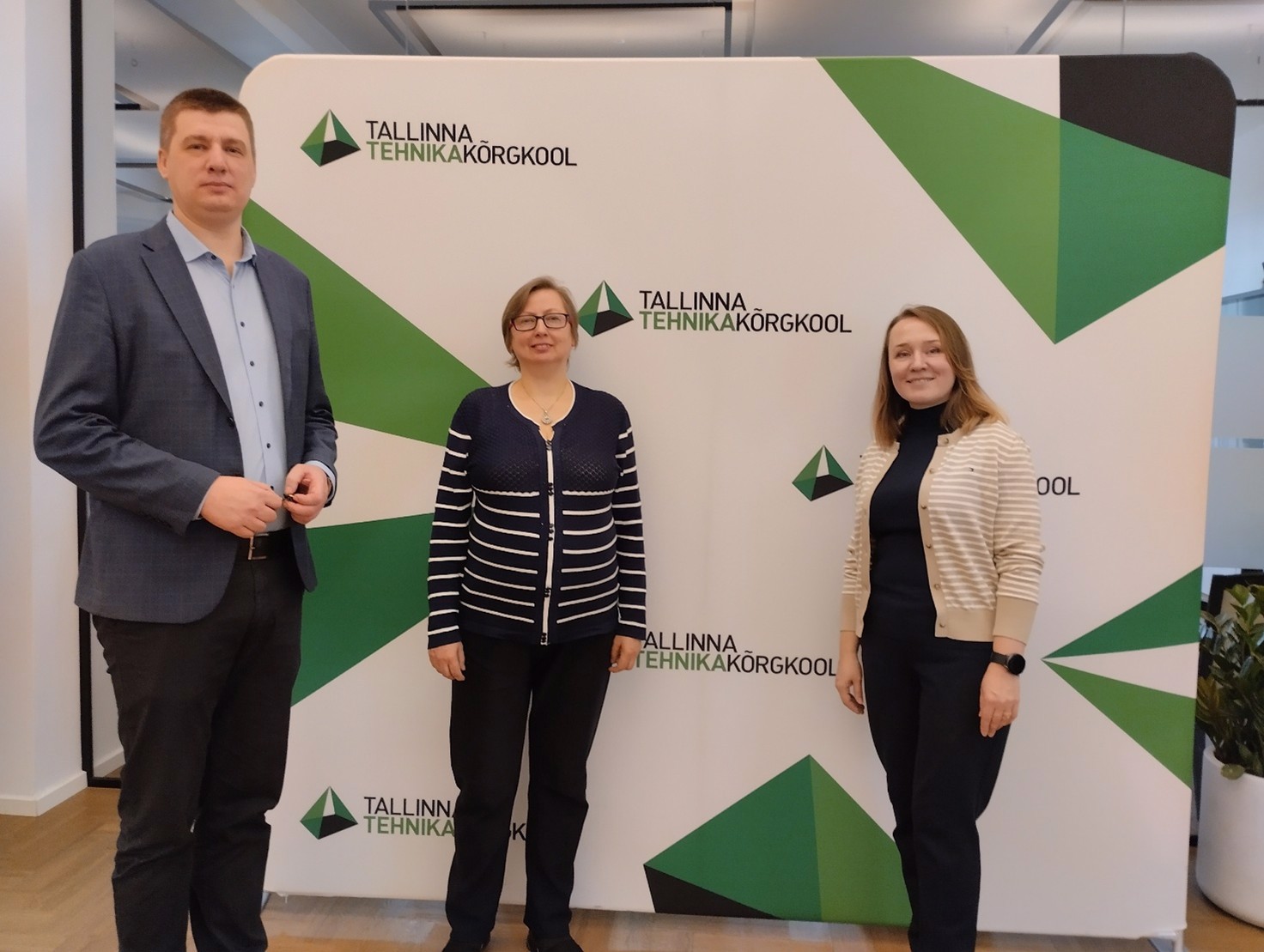 LIK DĖSTYTOJŲ VIZITAS TALINO TECHNIKOS TAIKOMŲJŲ MOKSLŲ UNIVERSITETE