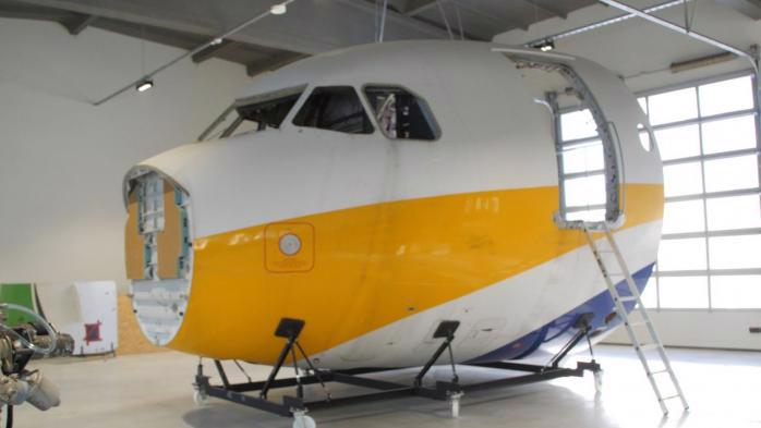 Lietuvos inžinerijos kolegija pradeda ruošti verslui ir valstybei itin reikalingus avionikos specialistus