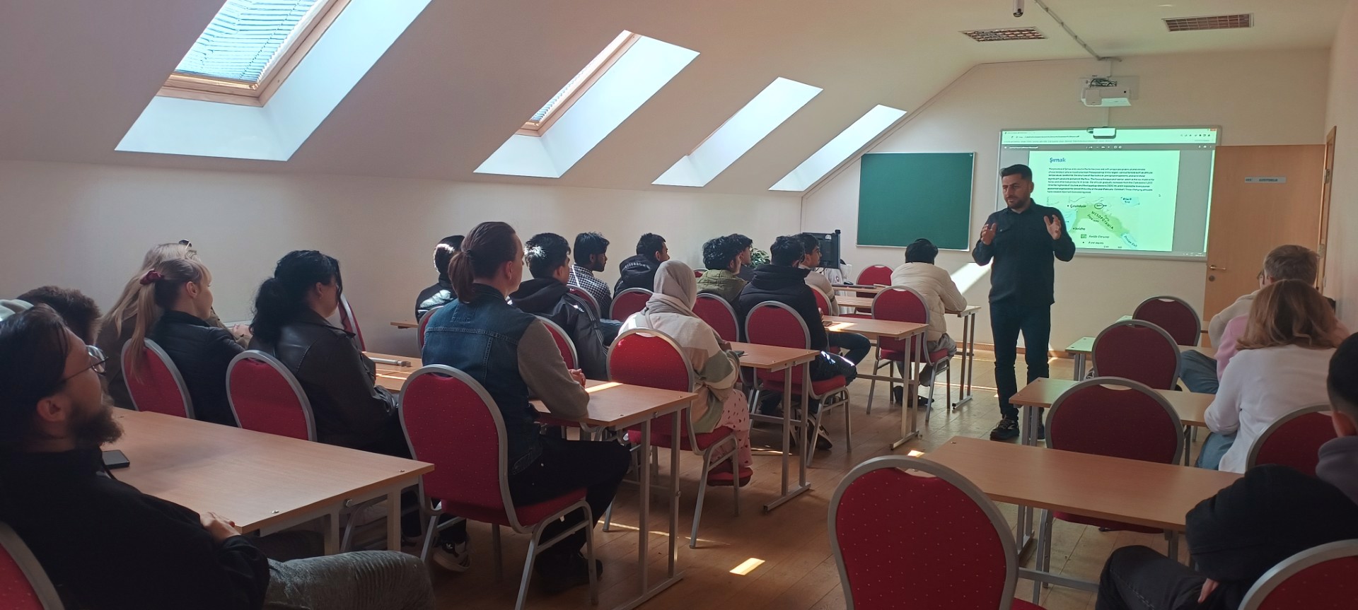 Ekologinės temos ir tarptautinis bendradarbiavimas – Şırnak Universiteto dėstytojo paskaita