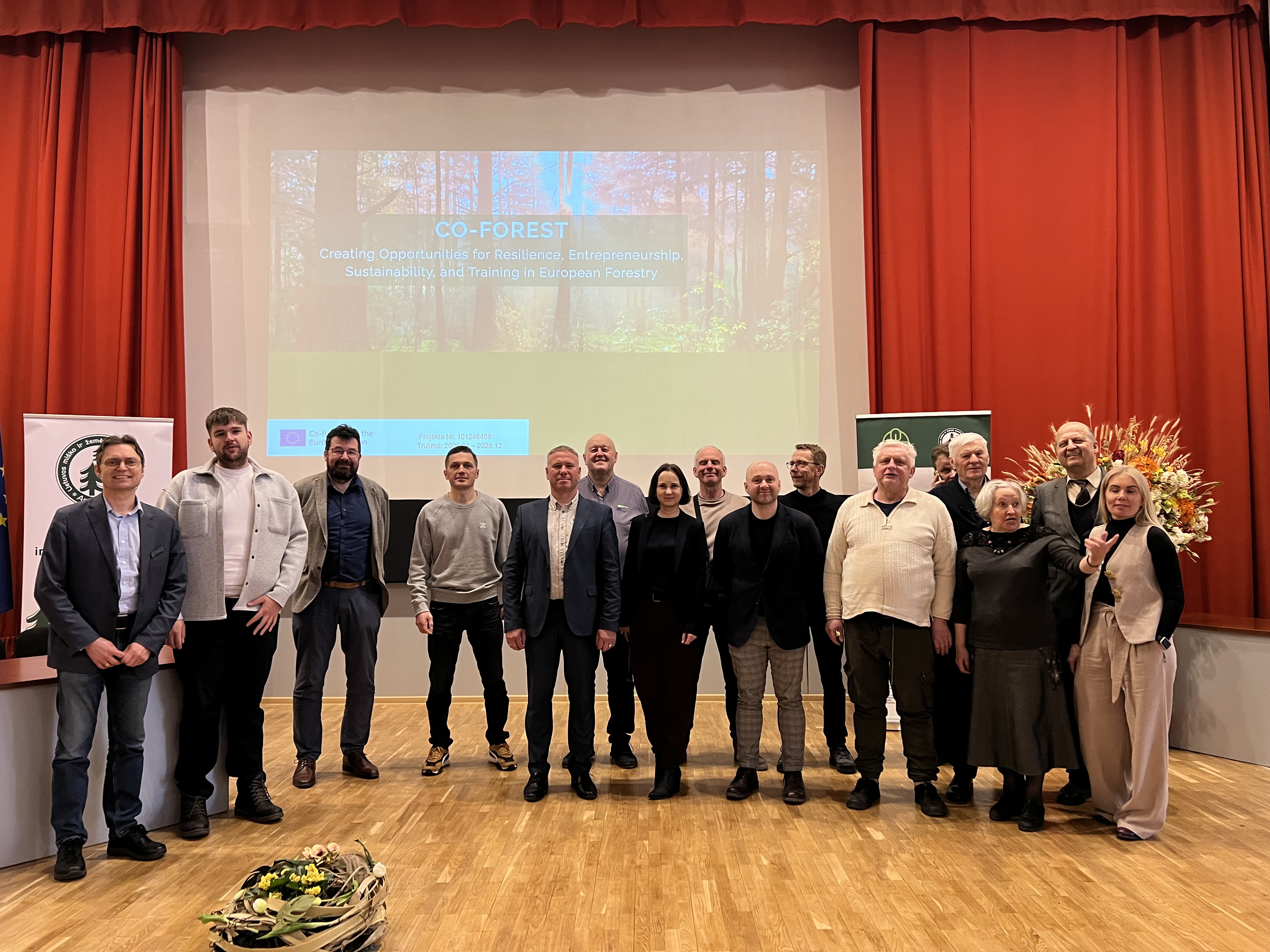 Miško ir žemės savininkų bendruomenei pristatytas LIK įgyvendinamas projektas CO-FOREST