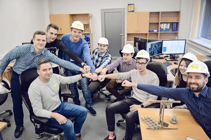 UNIKALUS KTK INŽINIERIŲ PADALINYS UGDO BIM KARTOS SPECIALISTUS