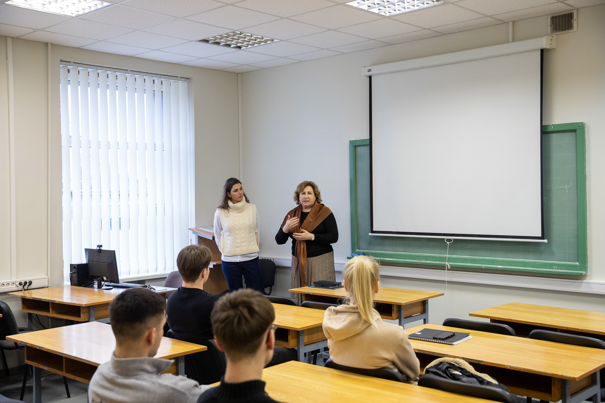 YIT Lietuva vizitas Lietuvos inžinerijos kolegijoje