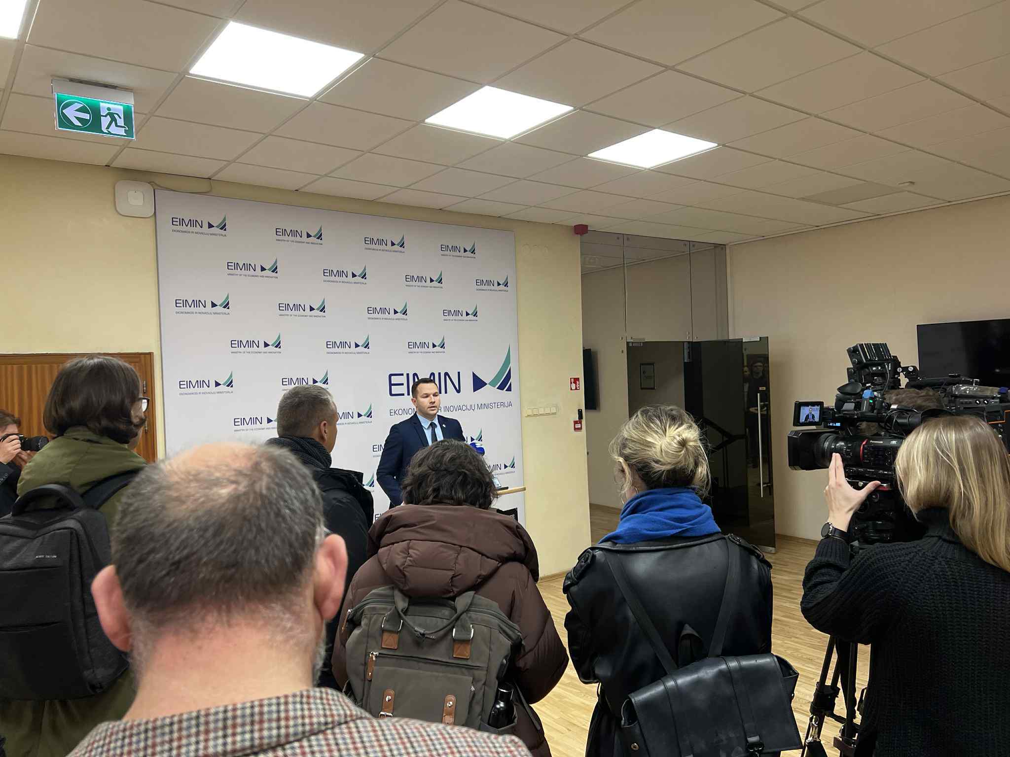 Ekonomikos ir inovacijų ministerijoje aptarti sprendimai dėl Lietuvos oro erdvės saugumo stiprinimo