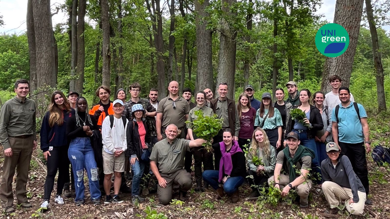 Studentai gilino žinias tarptautinėje BIP programoje „Alien Species in Forest Ecology“ Lenkijoje